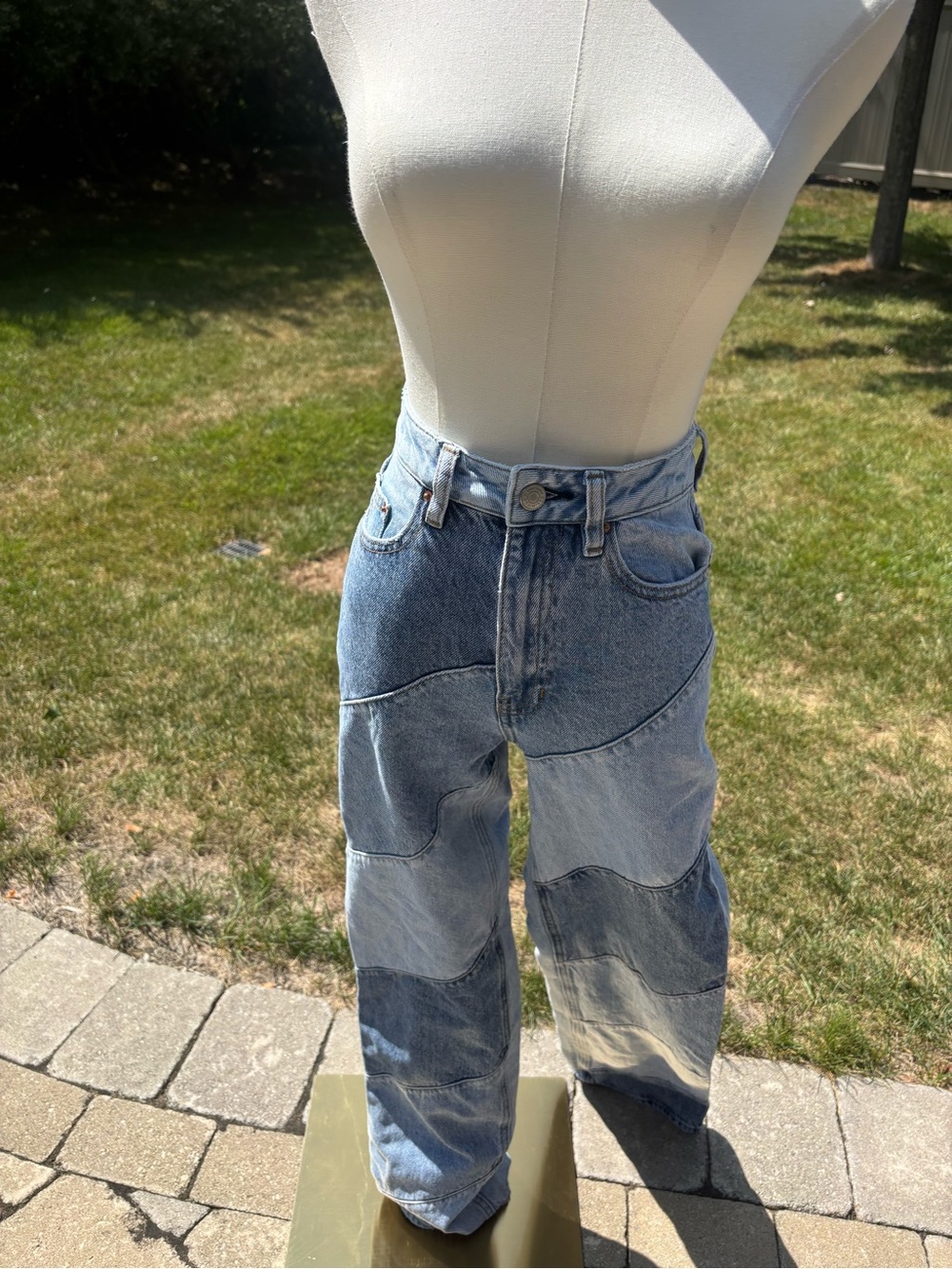 Two-Tone Patchwork Jeans